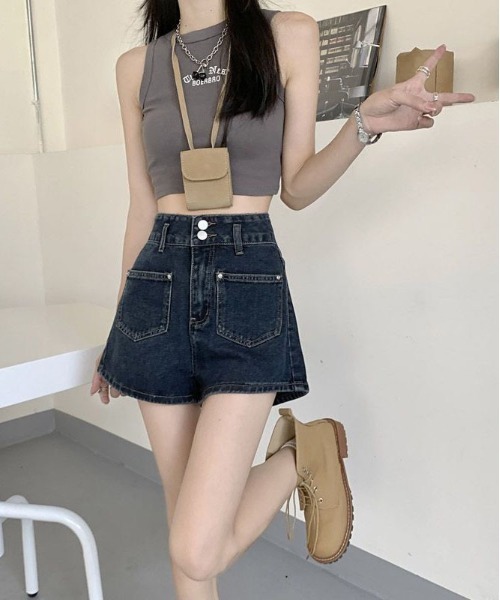 gossip！ロサンゼルス（ゴシップロサンゼルス）の「フェミニンデニムショートパンツ（デニムパンツ・レディース・ブルー・M/L/S）」の13枚目の写真