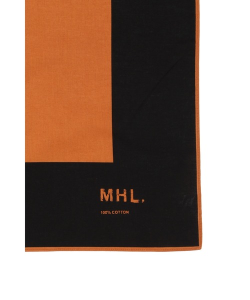 MHL.（エムエイチエル）の「FINE COTTON PLAINWEAVE（ストール/ショール・レディース・チャコール/ライトブラウン・FREE）」の3枚目の写真