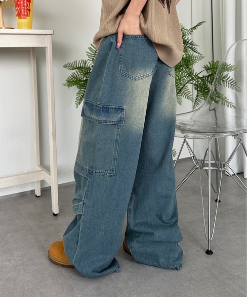 sedacle(セダクル)の「タックカーゴデニムパンツ(デニムパンツ・メンズ・グレー/ブルー・SMALL/MEDIUM/LARGE)」の15枚目の写真