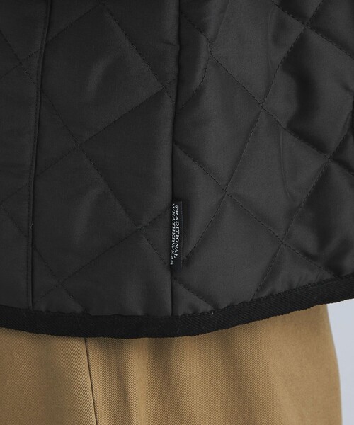 Traditional Weatherwear（トラディショナルウェザーウェア）の「【別注】＜Traditional Weatherwear＞ARKLEY Aライン キルティング ショート コート（ノーカラージャケット・レディース・ブラック/オフホワイト・32/34）」の17枚目の写真