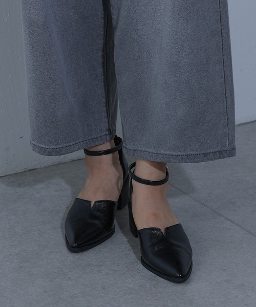 Vカットセパレートパンプス（パンプス）｜COLONY 2139（コロニートゥーワンスリーナイン）