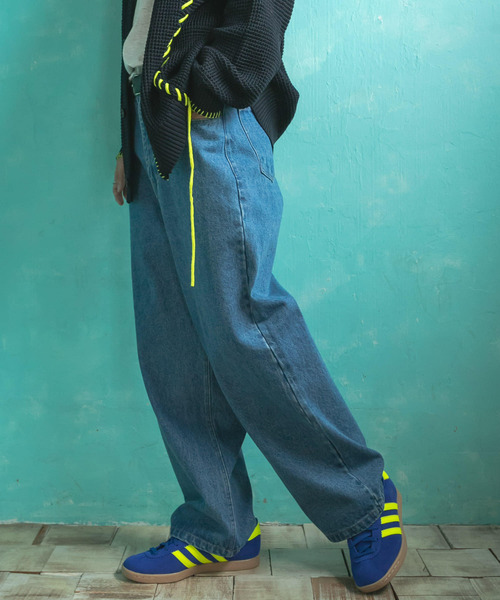 SENSE OF PLACE by URBAN RESEARCH（センスオブプレイスバイアーバンリサーチ）の「ストレートデニムパンツ（デニムパンツ・メンズ・ライトインディゴブルー/ブラック・MEDIUM/SMALL/LARGE）」の22枚目の写真