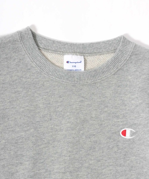 Champion（チャンピオン）の「Champion/チャンピオン ワンポイントロゴ刺繍 クルーネックスウェットトレーナー キッズ（スウェット・キッズ・ブラック/グレー/ブルー/オートミール/ネイビー/イエロー/オレンジ/パープル・140/150/160）」の16枚目の写真