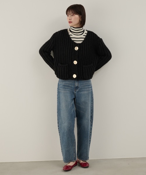 Shelly island（シェリーアイランド）の「袖配色×ボタンリブタートルニット（ニット/セーター・レディース・グレー/ブラック/ブラウン/レッド/グレー系その他/ホワイト×ブラック・FREE）」の13枚目の写真
