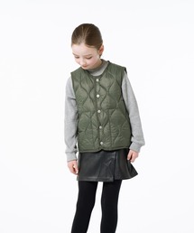 TAION（タイオン）の「【TAION(タイオン)】〈キッズ〉ミリタリー クルーネックボタン ダウンベスト-ソフトシェル（ダウンベスト・キッズ）」