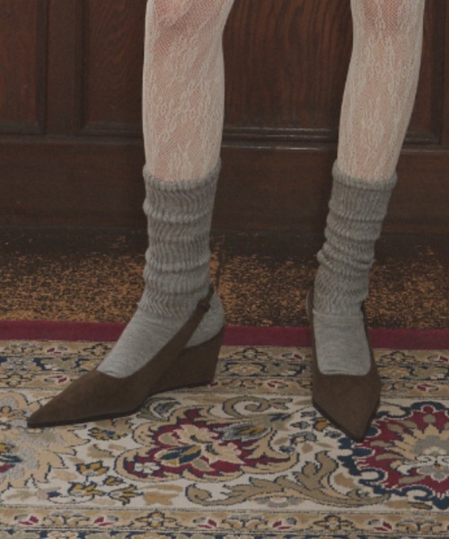 GIUNON(ジウノン)の「loose high socks / ルーズハイソックス(ソックス/靴下・レディース・グレー/ブラック/ホワイト・FREE)」の3枚目の写真