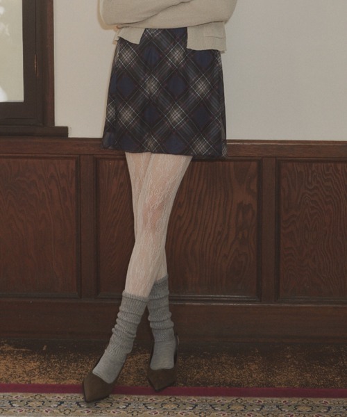 GIUNON(ジウノン)の「loose high socks / ルーズハイソックス(ソックス/靴下・レディース・グレー/ブラック/ホワイト・FREE)」の21枚目の写真