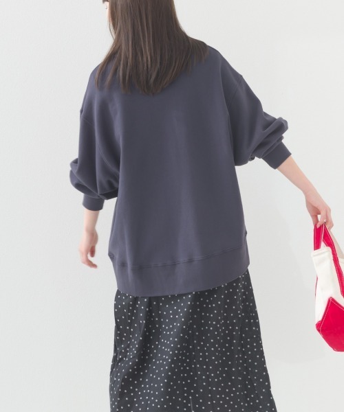 OMNES（オムネス）の「裏毛ビッグシルエットプルオーバー（スウェット・レディース・グレー/アイボリー/ネイビー/チャコール・FREE）」の18枚目の写真