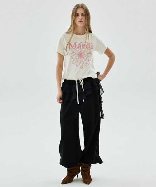 Mardi Mercredi（マルディメクルディ）の「SLIM TSHIRT FLOWERMARDI / スリム Tシャツ フラワーマルディ（Tシャツ/カットソー・レディース・グレー/ブラック/オートミール/ペールイエロー/ブラック×ベージュ/クリーム・FREE）」の11枚目の写真