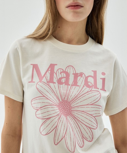 Mardi Mercredi（マルディメクルディ）の「SLIM TSHIRT FLOWERMARDI / スリム Tシャツ フラワーマルディ（Tシャツ/カットソー・レディース・グレー/ブラック/オートミール/ペールイエロー/ブラック×ベージュ/クリーム・FREE）」の13枚目の写真