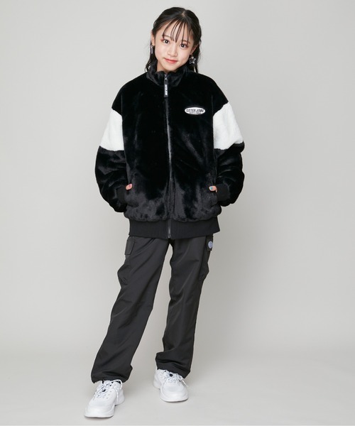 SISTER JENNI(SISTER JENNI)の「あったかファーブルゾン(ブルゾン・キッズ・サックスブルー/ブラック・140cm/130cm/150cm/160cm)」の3枚目の写真