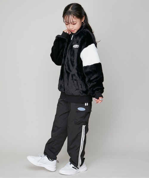 SISTER JENNI(SISTER JENNI)の「あったかファーブルゾン(ブルゾン・キッズ・サックスブルー/ブラック・140cm/130cm/150cm/160cm)」の5枚目の写真