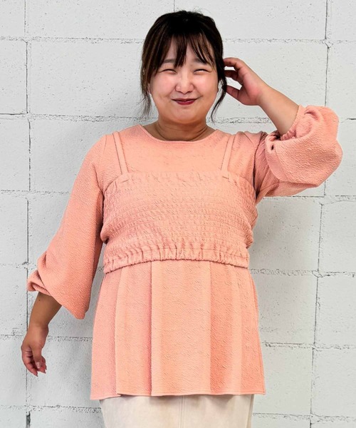 u plume(ユープリュム)の「【L~4L 大きいサイズ】ビスチェ付き チュニック アンサンブル(アンサンブル・レディース・ブラック/サックスブルー/オフホワイト/ピンク・L/LL/3L/4L)」の4枚目の写真