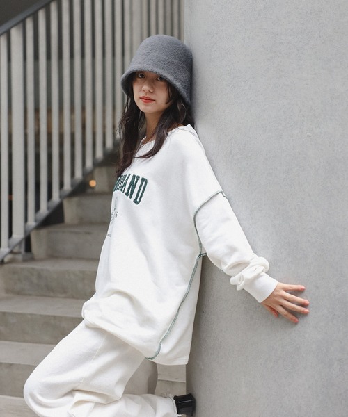 Bonjour Sagan(ボンジュールサガン)の「サガラ刺繍アウトステッチカレッジロゴスウェット(スウェット・レディース・ライトグレー/ライトブラック/オフホワイト・FREE)」の5枚目の写真