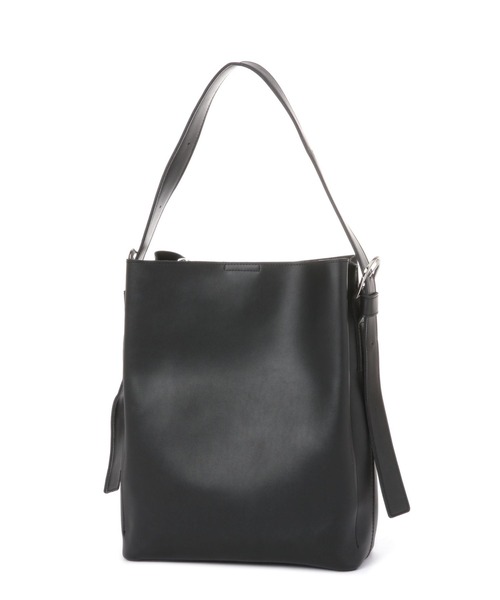 LAKOLE(ラコレ)の「【入卒式/新社会人にも】バーティカルトートバッグ / 252673(ショルダーバッグ・レディース・ブラック/アイボリー/グレイッシュベージュ/ブラウン・FREE)」の9枚目の写真