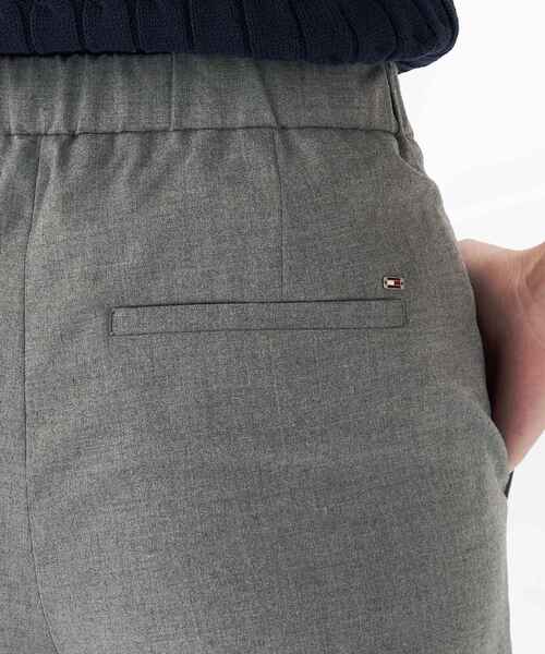 TOMMY HILFIGER(トミーヒルフィガー)の「フランネルスリムストレートパンツ(チノパンツ・レディース・グレー・36inch/34inch/32inch)」の12枚目の写真