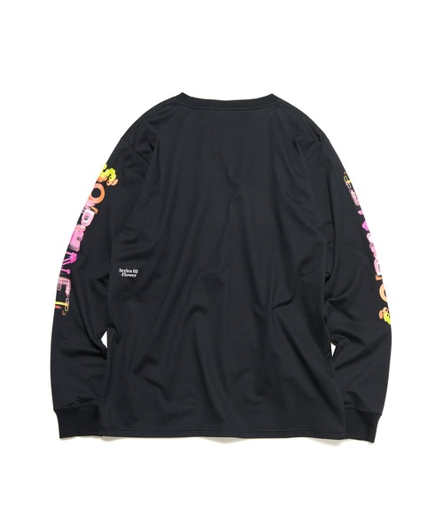 SOPHNET.(ソフネット)の「SIMON TAYLOR: FLOWER L/S TEE(Tシャツ/カットソー・メンズ・ホワイト/ブラック・SMALL/MEDIUM/LARGE/X-LARGE)」の4枚目の写真