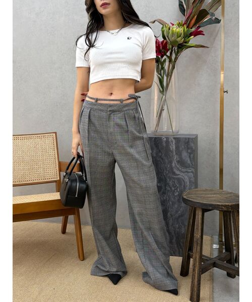 EVRIS(エヴリス)の「ワンポイントバックストラップTシャツ(Tシャツ/カットソー・レディース・レッド/ホワイト/ネイビー/ブラック・FREE)」の16枚目の写真