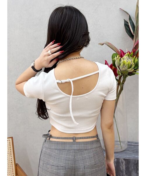 EVRIS(エヴリス)の「ワンポイントバックストラップTシャツ(Tシャツ/カットソー・レディース・レッド/ホワイト/ネイビー/ブラック・FREE)」の17枚目の写真