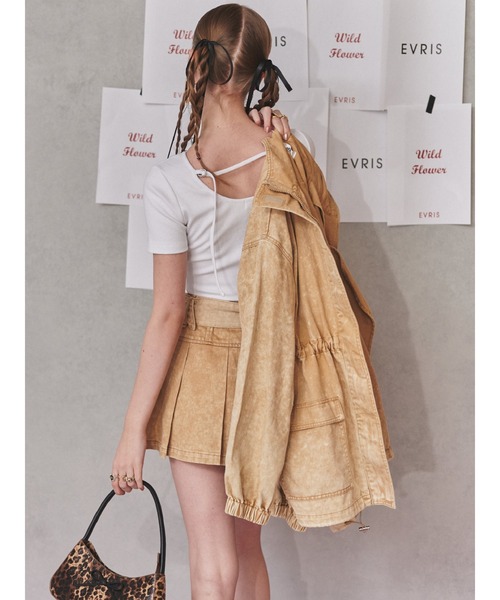 EVRIS(エヴリス)の「ワンポイントバックストラップTシャツ(Tシャツ/カットソー・レディース・レッド/ホワイト/ネイビー/ブラック・FREE)」の7枚目の写真