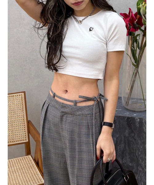 EVRIS(エヴリス)の「ワンポイントバックストラップTシャツ(Tシャツ/カットソー・レディース・レッド/ホワイト/ネイビー/ブラック・FREE)」の9枚目の写真