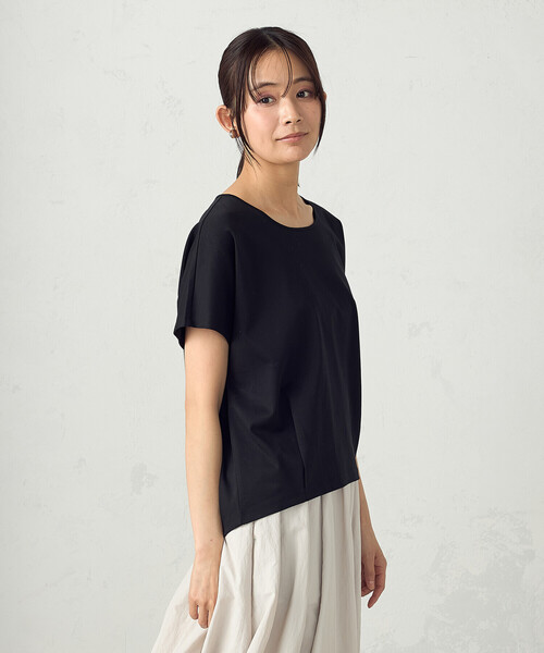 COMME CA ISM(コムサイズム)の「シルケットスムースUネックプルオーバー(Tシャツ/カットソー・レディース・グレイッシュベージュ/チャコール/ブラック・FREE)」の6枚目の写真