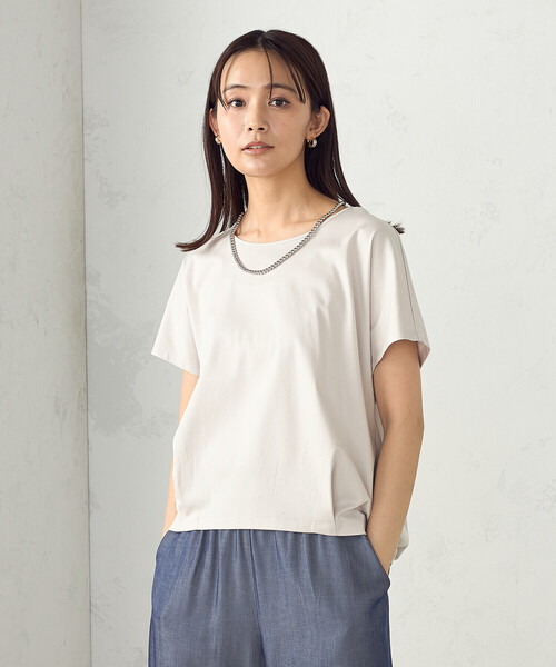 COMME CA ISM(コムサイズム)の「シルケットスムースUネックプルオーバー(Tシャツ/カットソー・レディース・グレイッシュベージュ/チャコール/ブラック・FREE)」の13枚目の写真