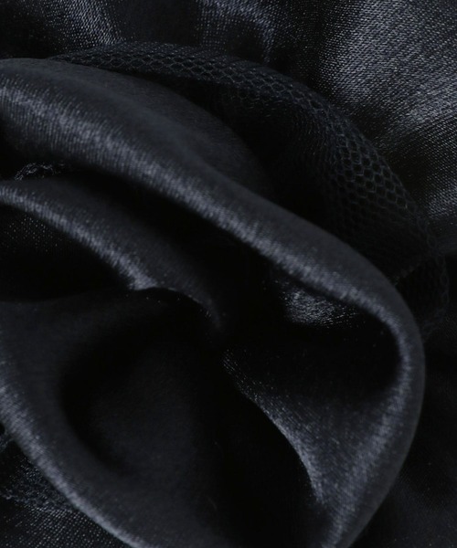 A part by（アパートバイ）の「【セレモニー】サテンコサージュ（ブローチ/コサージュ・レディース・ネイビー/ライトベージュ・FREE）」の5枚目の写真