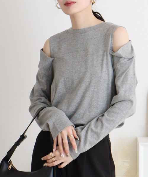 atONE(アットワン)の「オープンショルダーロングスリーブTシャツ(Tシャツ/カットソー・レディース・グレイッシュベージュ/カーキ/チャコールグレー/杢グレー/ブラック/オフホワイト・M-L/4L~5L/LL~3L)」の13枚目の写真