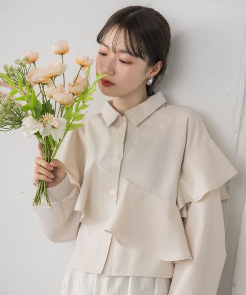 RETRO GIRL(レトロガール)の「フリルクロップドSH(シャツ/ブラウス・レディース・ブラック系その他2/ナチュラル/チャコールグレー・FREE)」の7枚目の写真