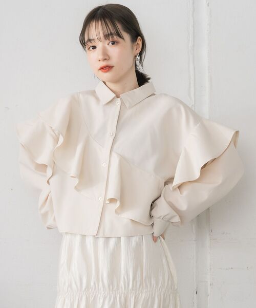 RETRO GIRL(レトロガール)の「フリルクロップドSH(シャツ/ブラウス・レディース・ブラック系その他2/ナチュラル/チャコールグレー・FREE)」の13枚目の写真