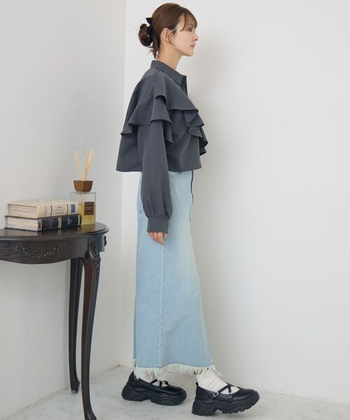 RETRO GIRL(レトロガール)の「フリルクロップドSH(シャツ/ブラウス・レディース・ブラック系その他2/ナチュラル/チャコールグレー・FREE)」の18枚目の写真