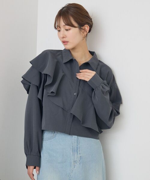 RETRO GIRL(レトロガール)の「フリルクロップドSH(シャツ/ブラウス・レディース・ブラック系その他2/ナチュラル/チャコールグレー・FREE)」の21枚目の写真