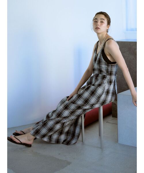 Ungrid（アングリッド）の「フラットサンダル（サンダル・レディース・シルバー/ブラック・S/M/L）」の16枚目の写真