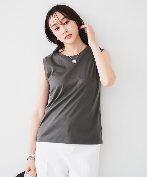 UNTITLED（アンタイトル）の「ノースリーブプルオーバー（Tシャツ/カットソー・レディース・ブラック/チャコールグレー/ホワイト・00/02/04/44/48/50）」の10枚目の写真