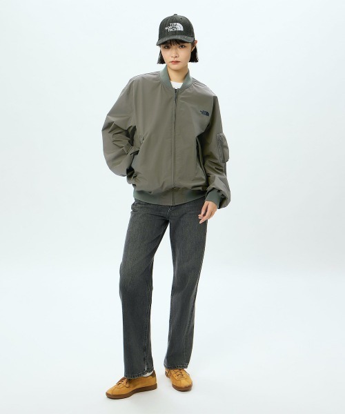 THE NORTH FACE(ザノースフェイス)の「THE NORTH FACE WP BOMBER JACKET(ザ・ノース・フェイス ウォータープルーフボンバージャケット)(ナイロンジャケット・メンズ・ベージュ系/グリーン系/ブラック・MEDIUM/SMALL/X-LARGE/LARGE)」の3枚目の写真