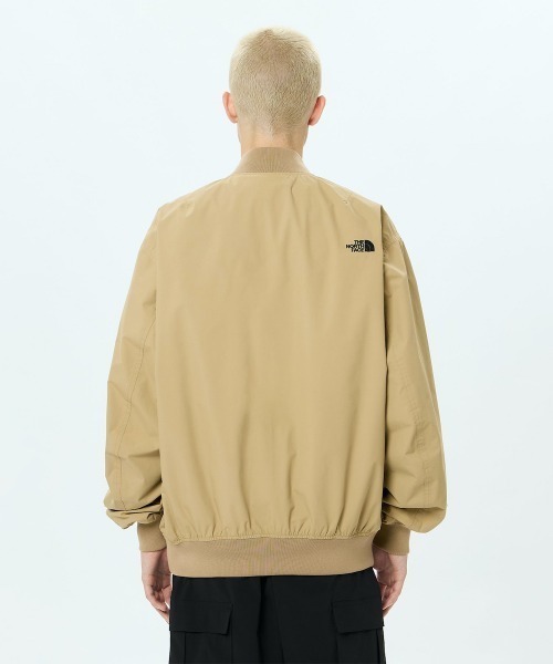 THE NORTH FACE(ザノースフェイス)の「THE NORTH FACE WP BOMBER JACKET(ザ・ノース・フェイス ウォータープルーフボンバージャケット)(ナイロンジャケット・メンズ・ベージュ系/グリーン系/ブラック・MEDIUM/SMALL/X-LARGE/LARGE)」の16枚目の写真