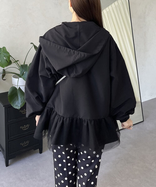 prose verse（プロズヴェール）の「裾チュールフリル撥水マウンテンパーカー（ブルゾン・レディース・ベージュ/ブラック・FREE）」の12枚目の写真