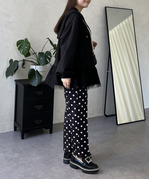 prose verse（プロズヴェール）の「裾チュールフリル撥水マウンテンパーカー（ブルゾン・レディース・ベージュ/ブラック・FREE）」の22枚目の写真