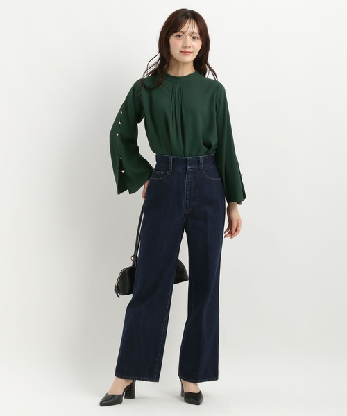 Andemiu（アンデミュウ）の「ソデボタンスタンドブラウス325552（シャツ/ブラウス・レディース・ネイビー/ブルー/オフホワイト/ブラック/グリーン・FREE）」の18枚目の写真