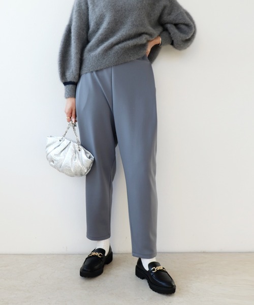 Jines(ジネス)の「スーパーハイテンション サイドタックパンツ(その他パンツ・レディース・ブラック/ベージュ/ライトグレー・38)」の5枚目の写真