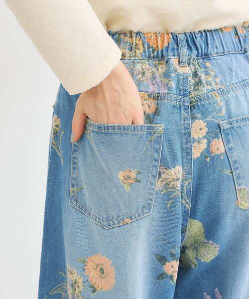 TAKAKA フラワープリント デニムパンツ Kastane（カスタネ）の「【2サイズ展開】プリントフラワーデニム