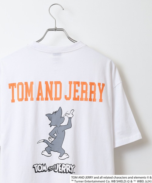 Tom&Jerry(トムアンドジェリー)の「TOM&JERRY オーバーTシャツ unisex(Tシャツ/カットソー・メンズ・モカ/ネイビー/チャコール/ベージュ/ダークグリーン系1/オレンジ/チャコールグレー/ホワイト系3/オフホワイト/ダークグリーン/杢グレー/ネイビー系1/ブラック系1/ブラック/ホワイト系1/ホワイト系2・M/L/XL)」の5枚目の写真