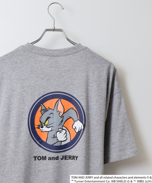 Tom&Jerry(トムアンドジェリー)の「TOM&JERRY オーバーTシャツ unisex(Tシャツ/カットソー・メンズ・モカ/ネイビー/チャコール/ベージュ/ダークグリーン系1/オレンジ/チャコールグレー/ホワイト系3/オフホワイト/ダークグリーン/杢グレー/ネイビー系1/ブラック系1/ブラック/ホワイト系1/ホワイト系2・M/L/XL)」の9枚目の写真