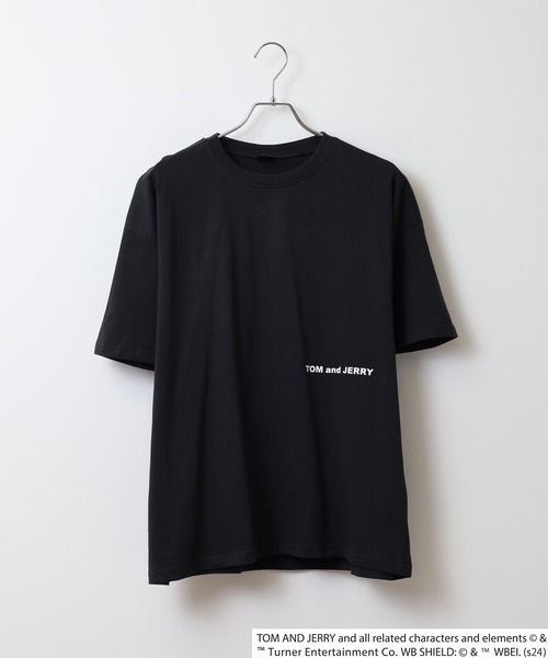 Tom&Jerry(トムアンドジェリー)の「TOM&JERRY オーバーTシャツ unisex(Tシャツ/カットソー・メンズ・モカ/ネイビー/チャコール/ベージュ/ダークグリーン系1/オレンジ/チャコールグレー/ホワイト系3/オフホワイト/ダークグリーン/杢グレー/ネイビー系1/ブラック系1/ブラック/ホワイト系1/ホワイト系2・M/L/XL)」の17枚目の写真