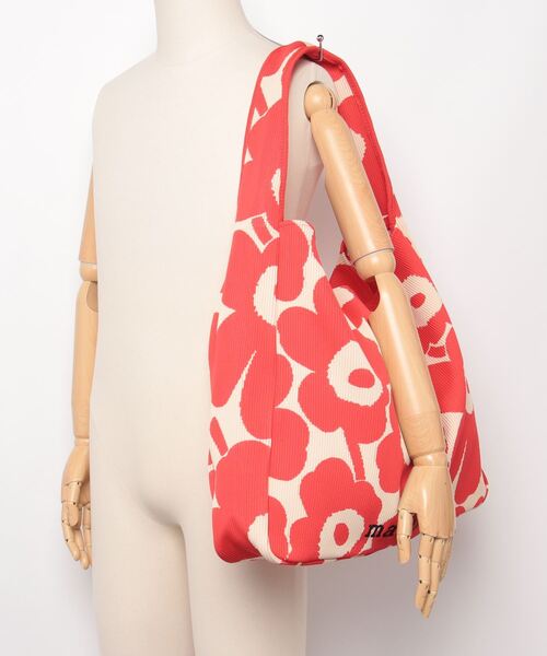 マリメッコ　Knitted Bag Large Unikko ショルダー Knitted Bag Large Unikko ショルダーバッグ｜ショルダーバッグ