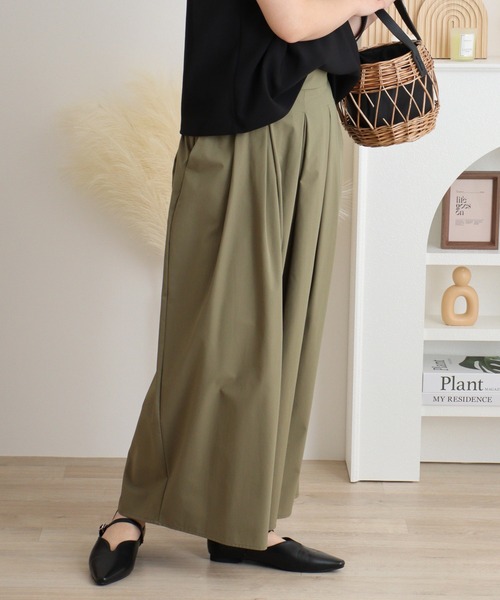 EGLANTINE（エグランティーヌ）の「EGLANTINE ボックスフレアーワイドタックパンツ（その他パンツ・レディース・カーキ/ブラック/ベージュ・40）」の13枚目の写真