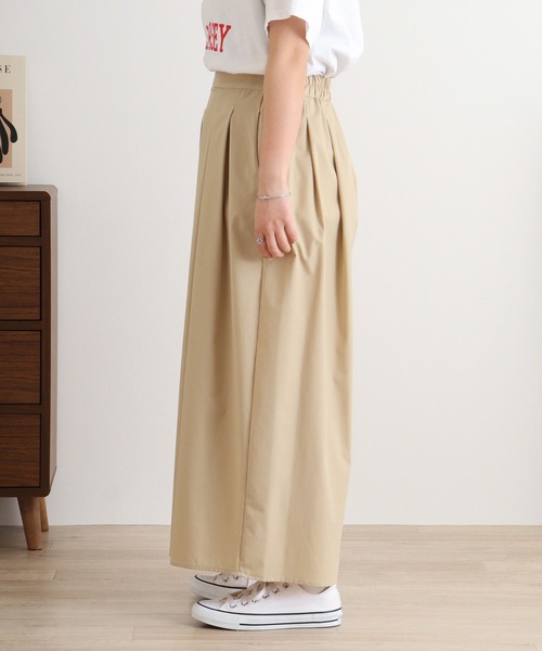 EGLANTINE（エグランティーヌ）の「EGLANTINE ボックスフレアーワイドタックパンツ（その他パンツ・レディース・カーキ/ブラック/ベージュ・40）」の17枚目の写真