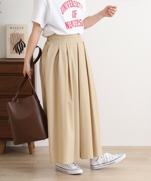 EGLANTINE（エグランティーヌ）の「EGLANTINE ボックスフレアーワイドタックパンツ（その他パンツ・レディース・カーキ/ブラック/ベージュ・40）」の10枚目の写真
