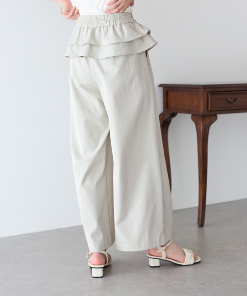 BLUEEAST（ブルーイースト）の「ウエストティアードフリルパンツ（その他パンツ・レディース・ブラック/ベージュ/ピンク・MEDIUM）」の6枚目の写真